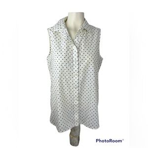 Chicos No-Iron Button up sleeveless blouse💫